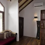 Villa Leonora